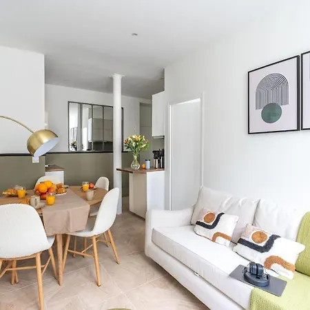New - Luxeux Avec Cinema Et Sauna Apartment *